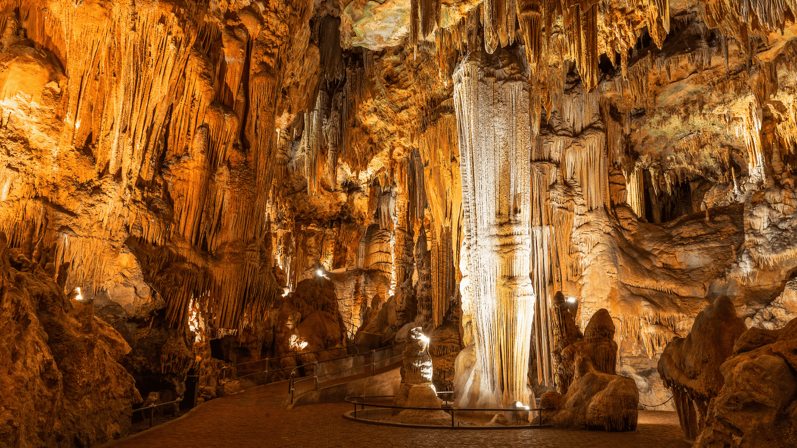 Luray Caverns