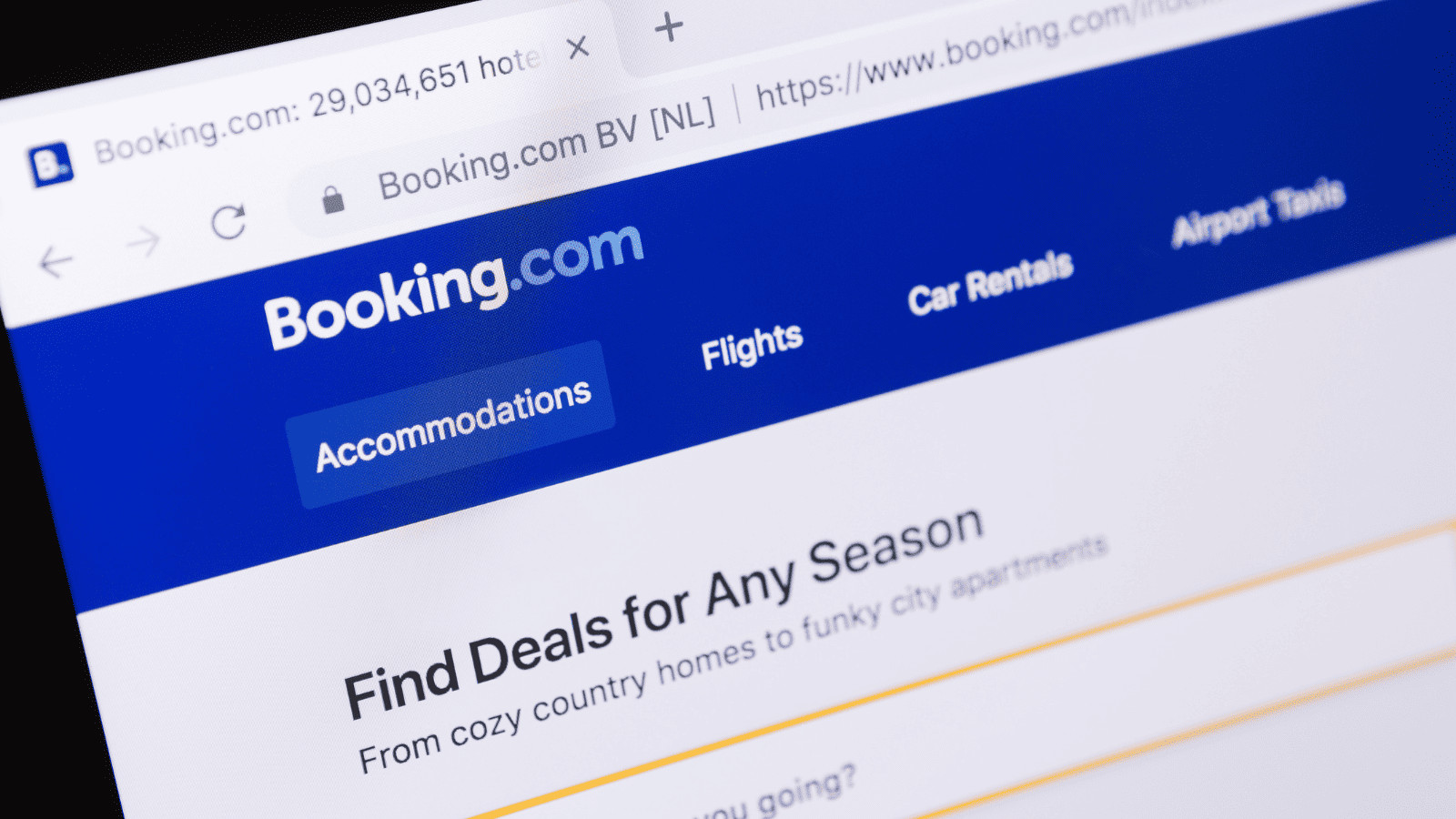 Must-Visit Travel Apps and Websites For Planning A Vacation 6 Booking.com App