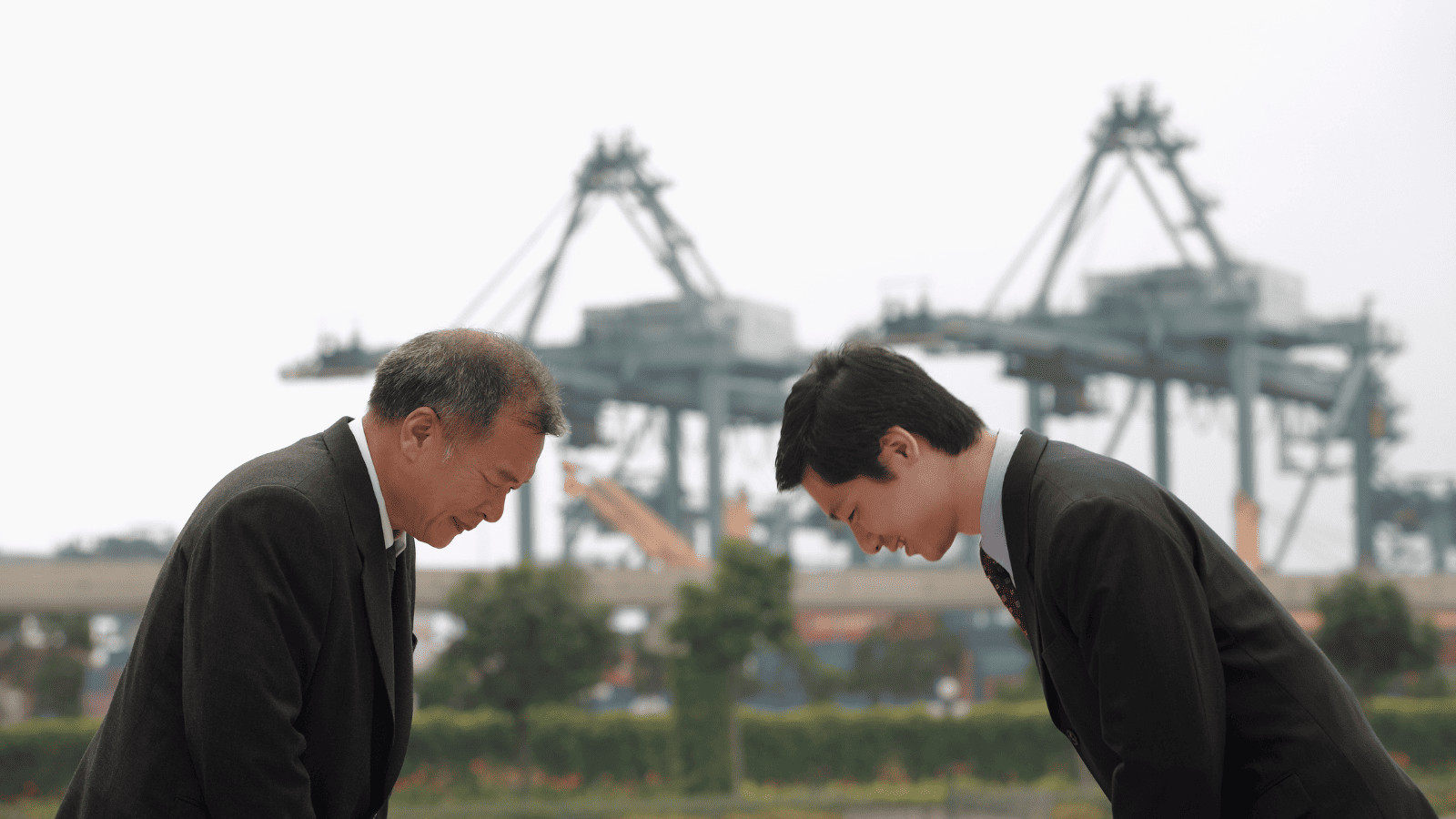 Bowing in Japan
