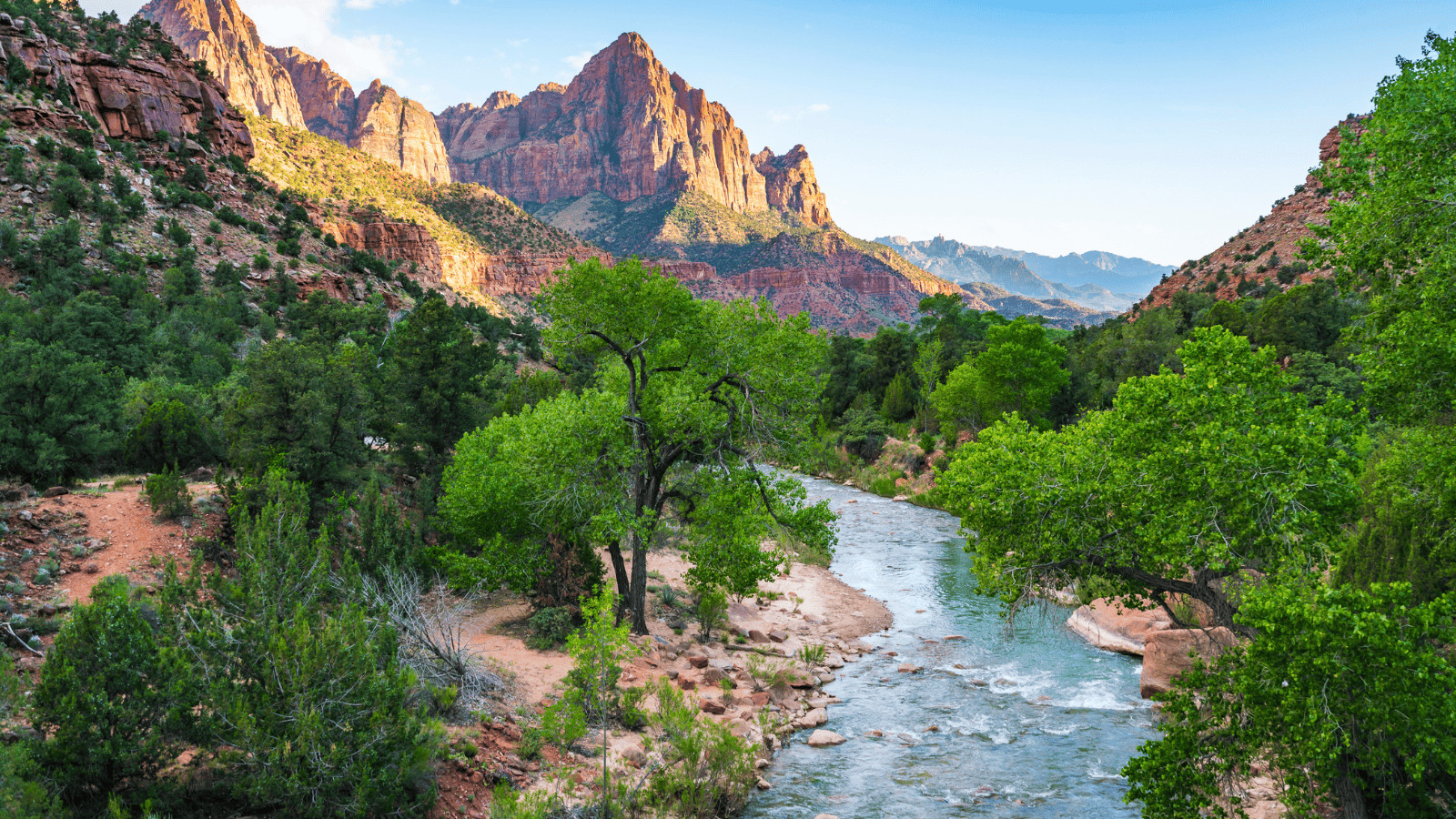 USA's Top Photography Destinations: Fairytale Gorges to Urban Marvels 6 Zion National Park