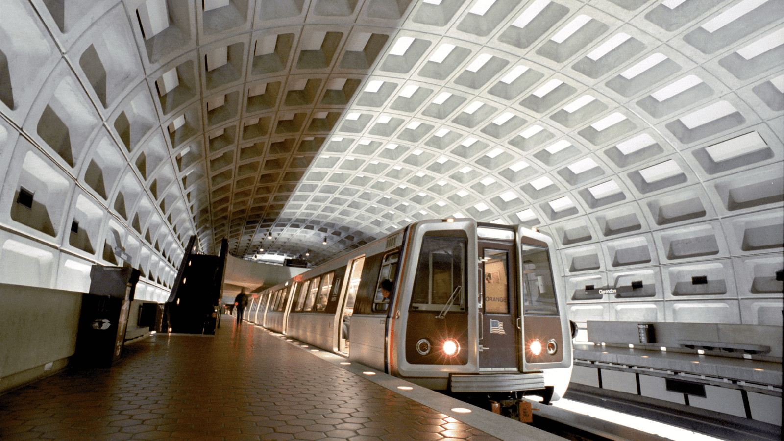 A Commuter's Paradise: Top 10 States for Public Transport 5 Washington DC - Public Transport
