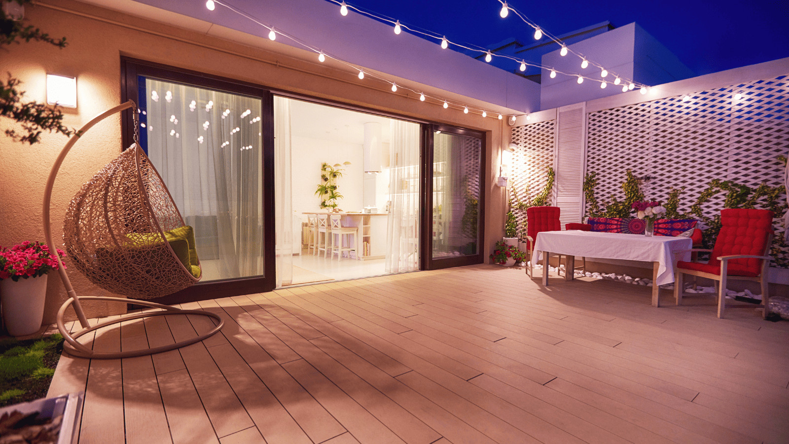 Airbnb Safety Concerns: 7 Essential Tips for a Safe Trip 7 Airbnb Safety - Emergency Exit