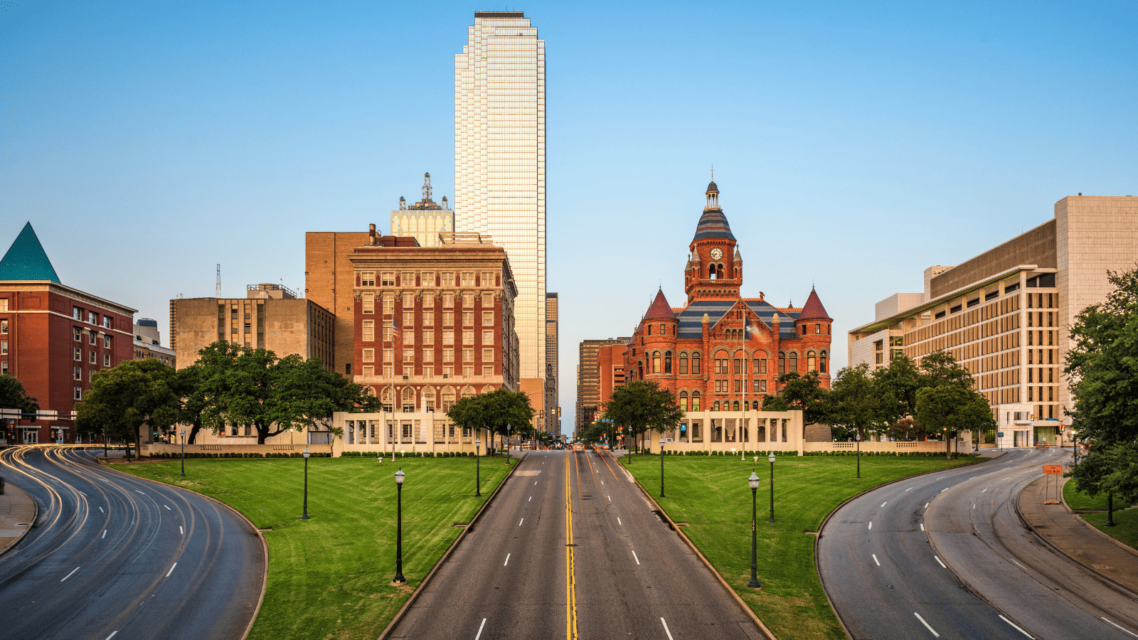 America's Dark Side: 5 Destinations for Dark Tourists 4 Dealey Plaza