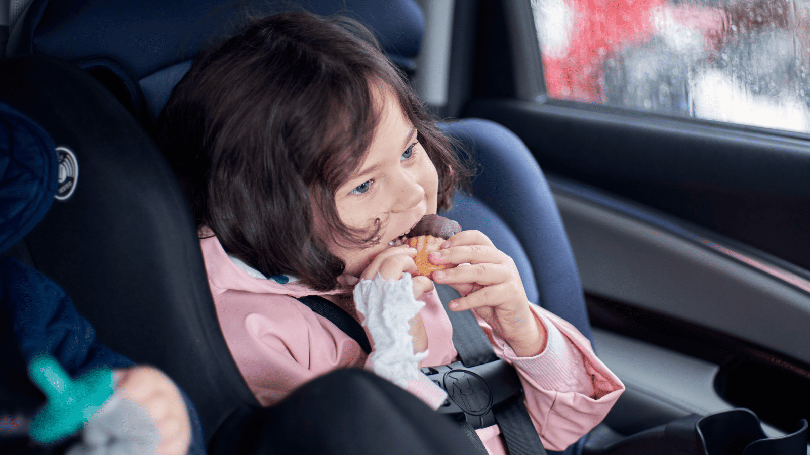 Family Travel Made Easy: Top Tips for Traveling With Kids 4 Kid Eating Snacks