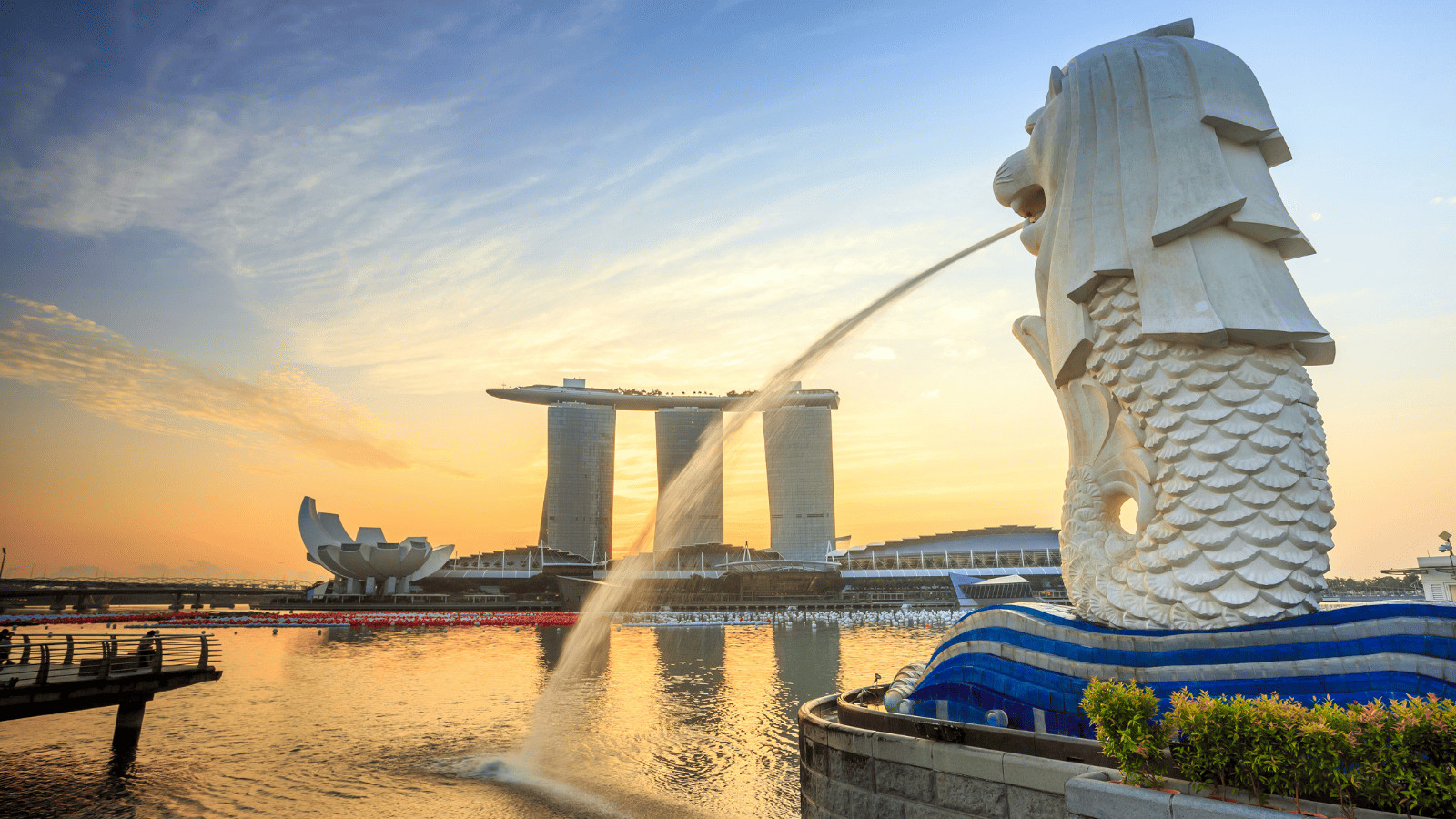 Top 11 Singapore Attractions That You Won’t Want to Miss 11 Merlion