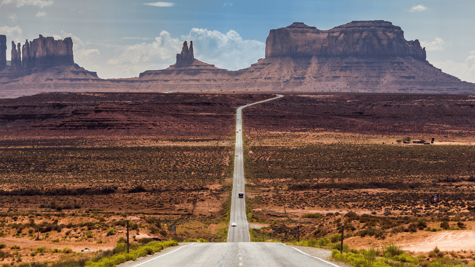 12 Breathtaking Natural Wonders in America 6 Monument Valleys Mitten Buttes