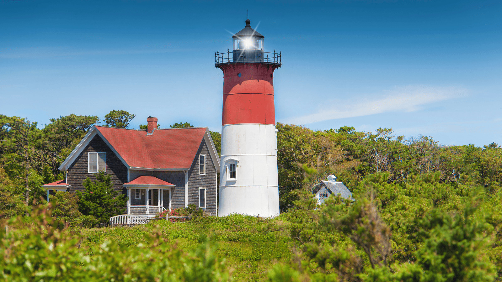 The Ultimate American Lighthouse Tour: 12 Great Places to Visit 3 Nauset Light, Massachusetts
