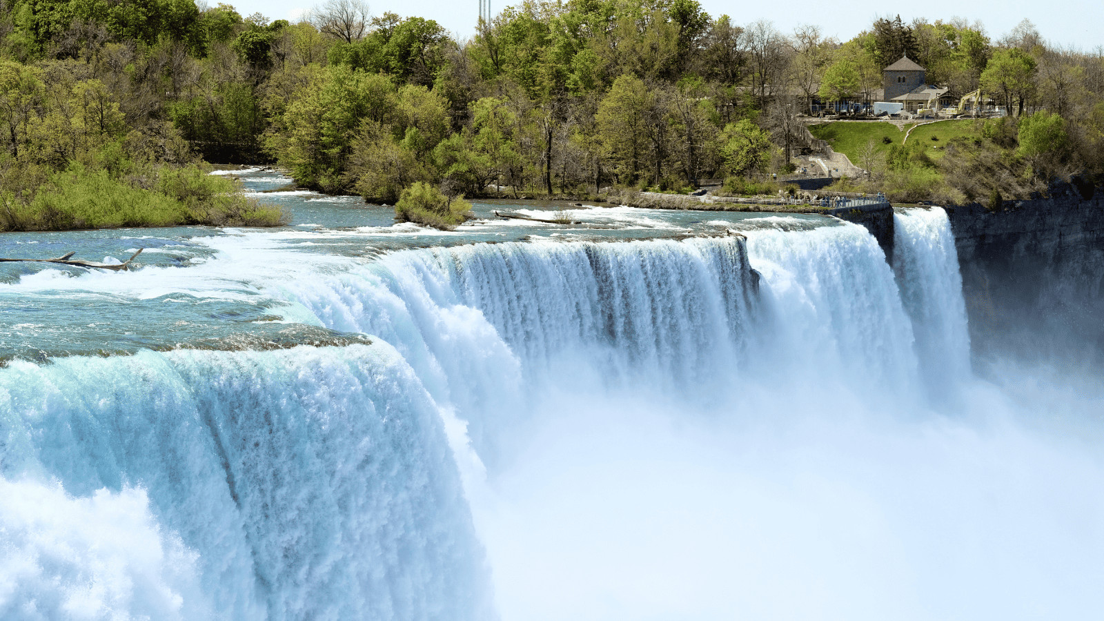 12 Breathtaking Natural Wonders in America 5 Niagara Falls New York
