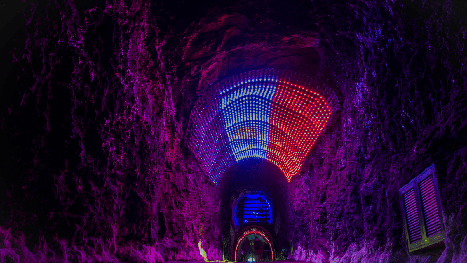 10 Bizarre Tours You Won't Believe Actually Exist 6 Salt Cathedral in Colombia