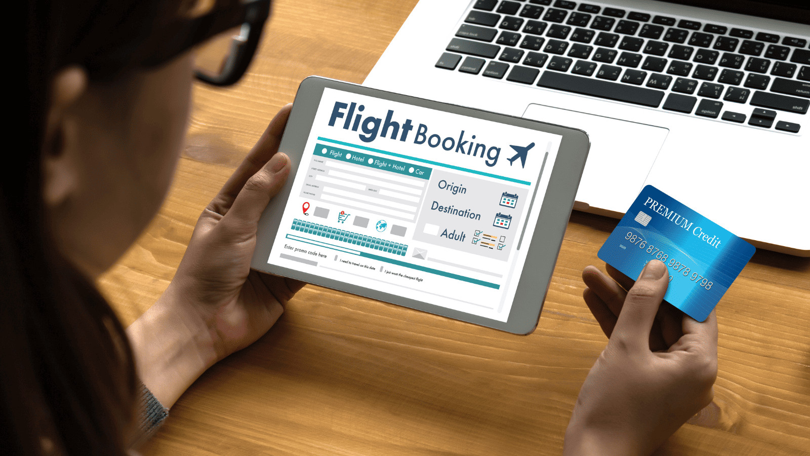 Fall Flight Frenzy: Expert Hacks to Slash Your Travel Costs 7 Use Credit Card Rewards