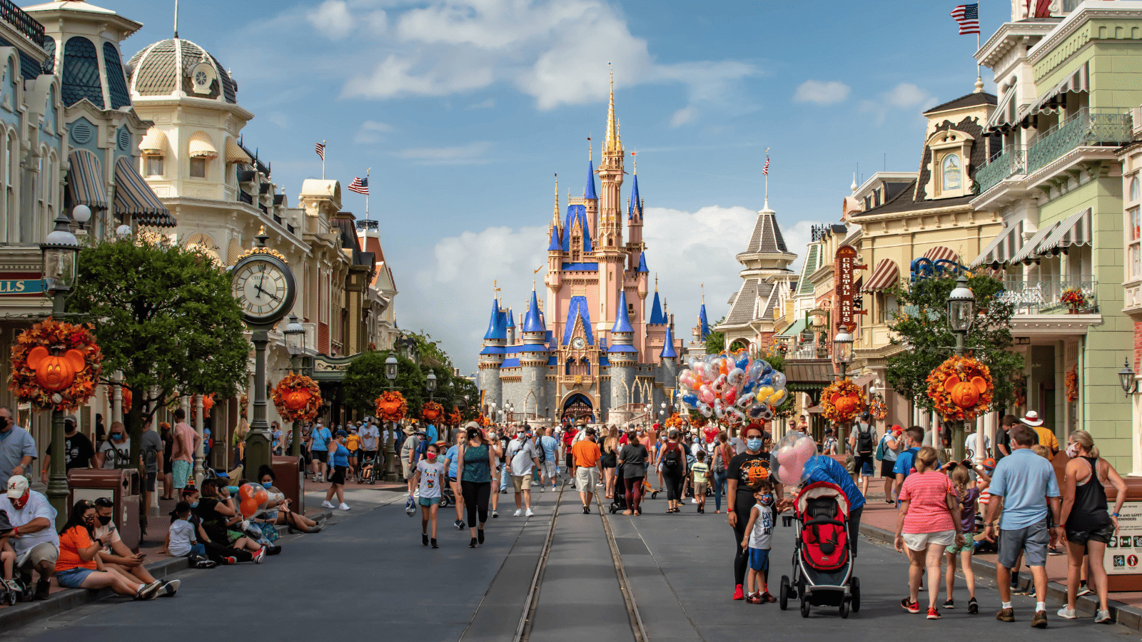 13 of the Most Visited Tourist Spots in America 8 Walt Disney World Florida