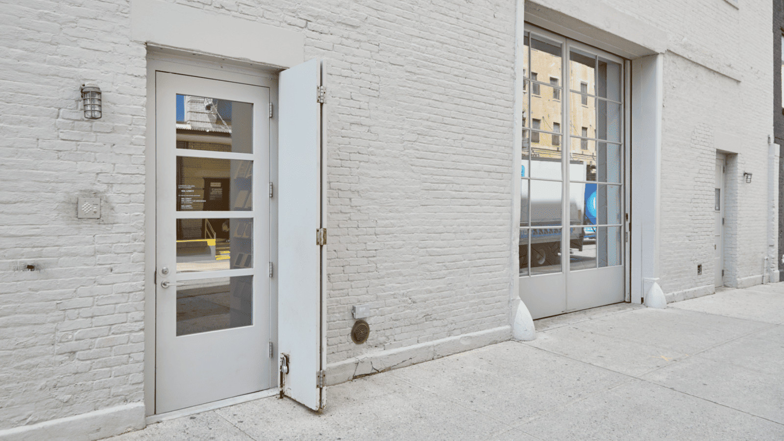 Big Apple, Small Budget: 14 Free Activities in New York City 3 Art Galleries