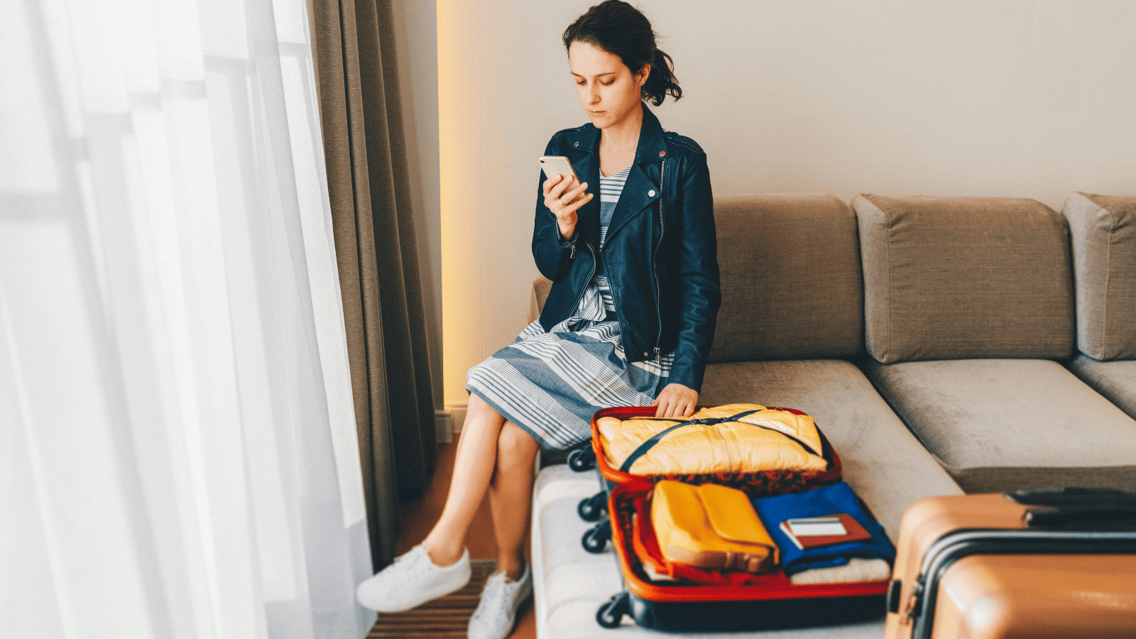 Living With Locals? Discover 10 Secrets to Successful Homestays 1 Communicate Before You Arrive