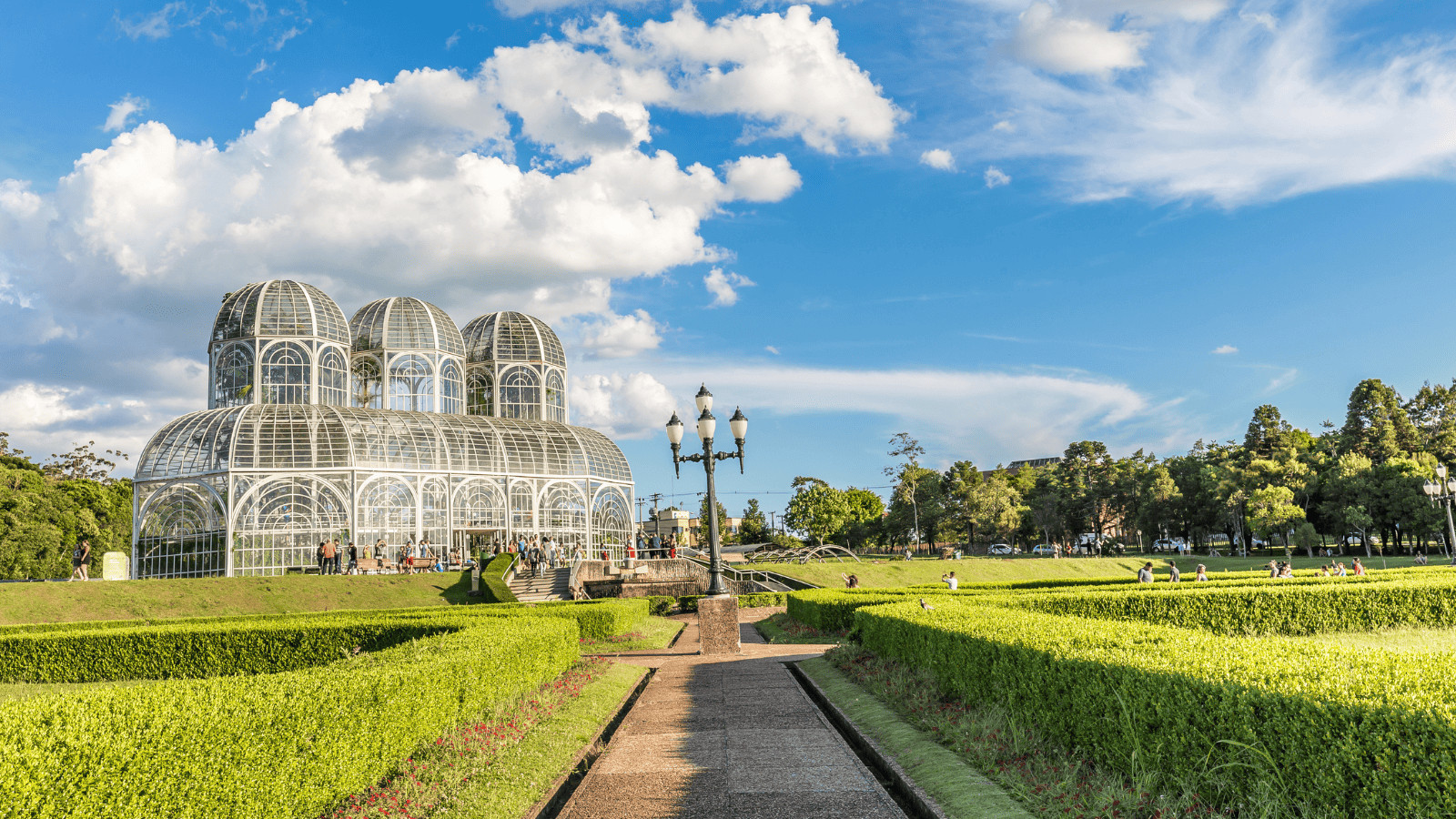 Trash-Free Zones: Exploring the World's Cleanest Cities 5 Curitiba, Brazil