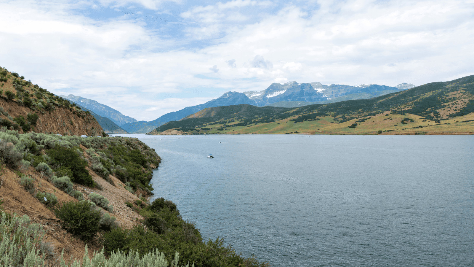 11 Must Visit Lakes in Utah: Uncover Breathtaking Scenery 11 Deer Creek Reservoir, Utah