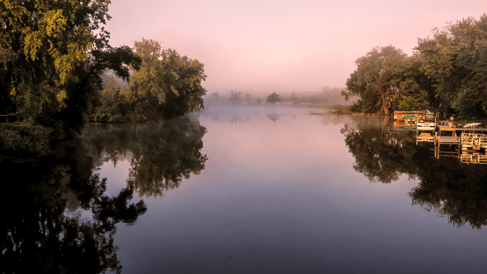 Lakes in Madison: Your Perfect Lakeside Vacation in Wisconsin 5 Lake Kegonsa, Wisconsin