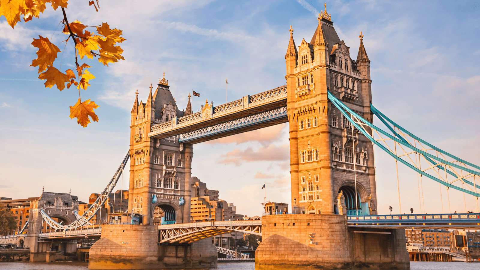 Fall in Love With the UK: 10 Cozy British Destinations for This Fall 4 London Autumn