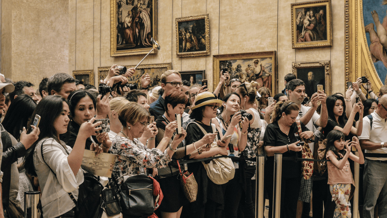 Tourism Turned Toxic: 11 Overcrowded Destinations 3 Paris