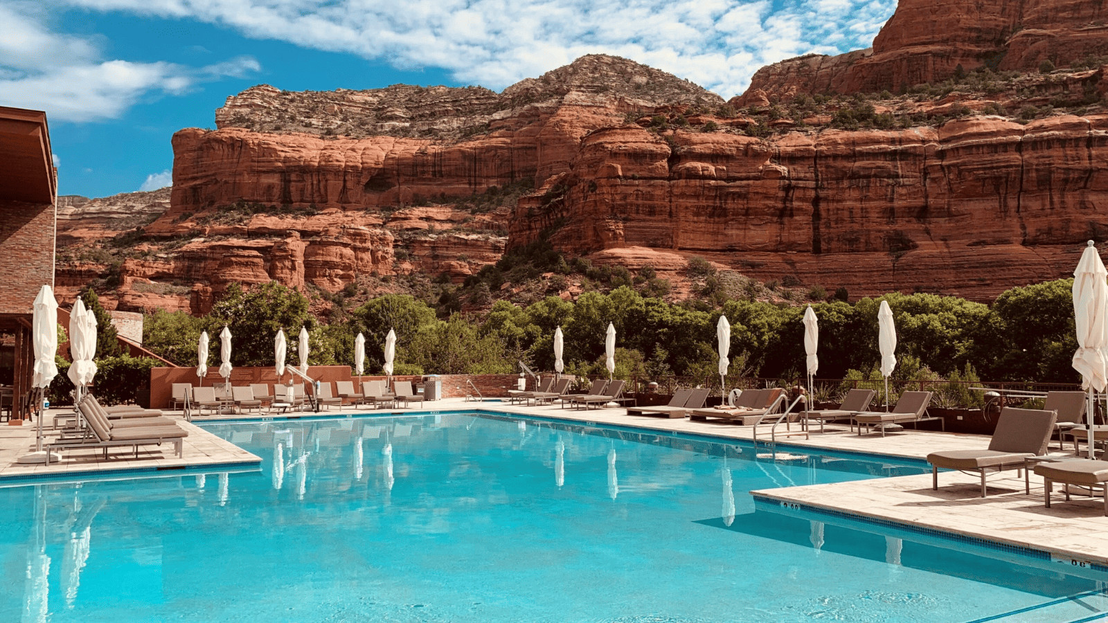 Dive into Luxury: America's Most Unforgettable Pool Escapes 7 Enchantment Resort, Arizona