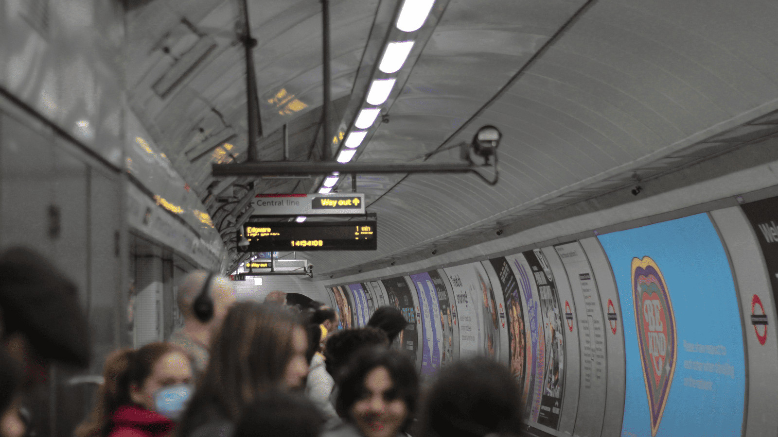 London Tube Platform
