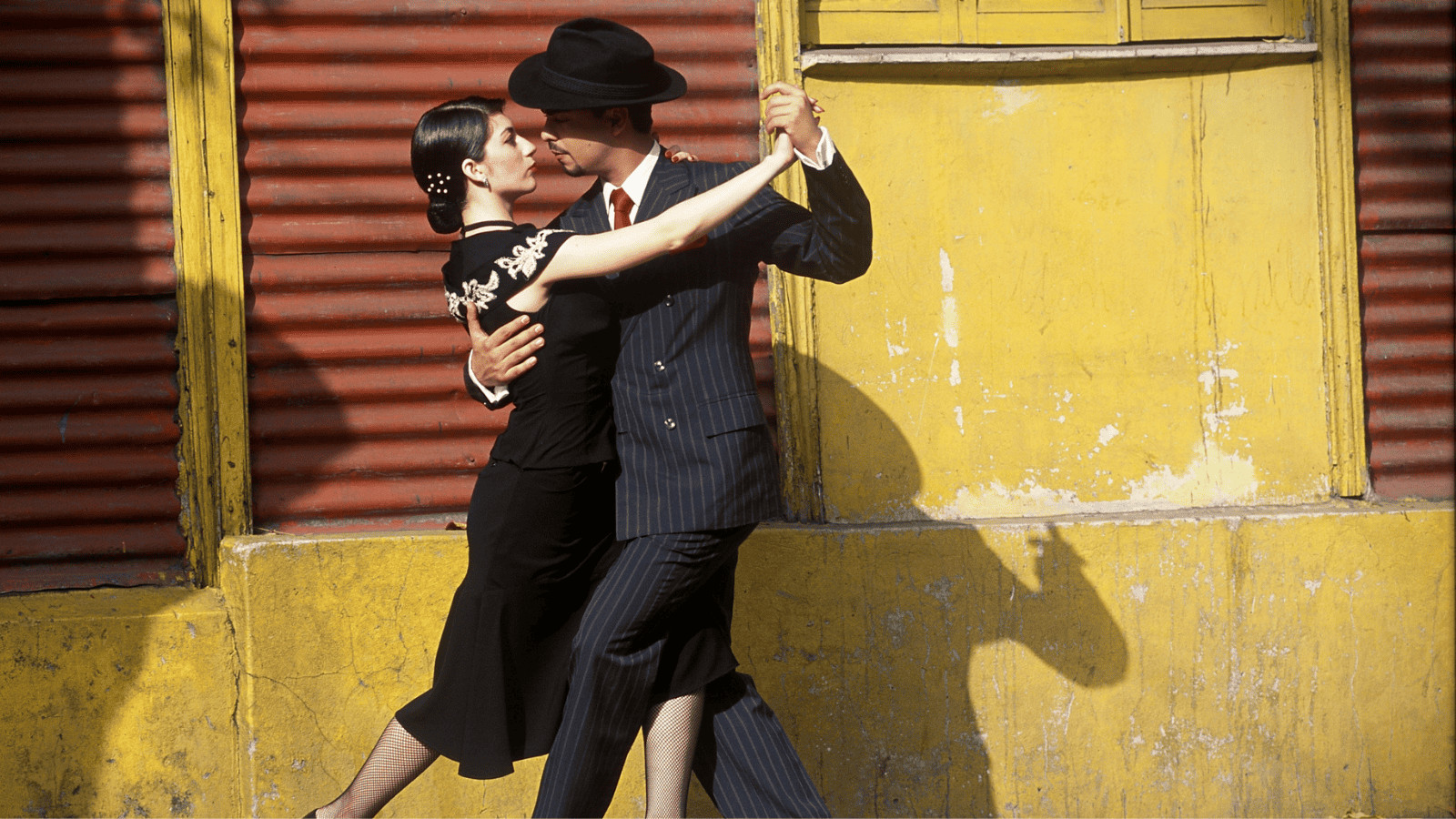 10 Dreamy Destinations to Reignite Romance 4 Buenos Aires dancers