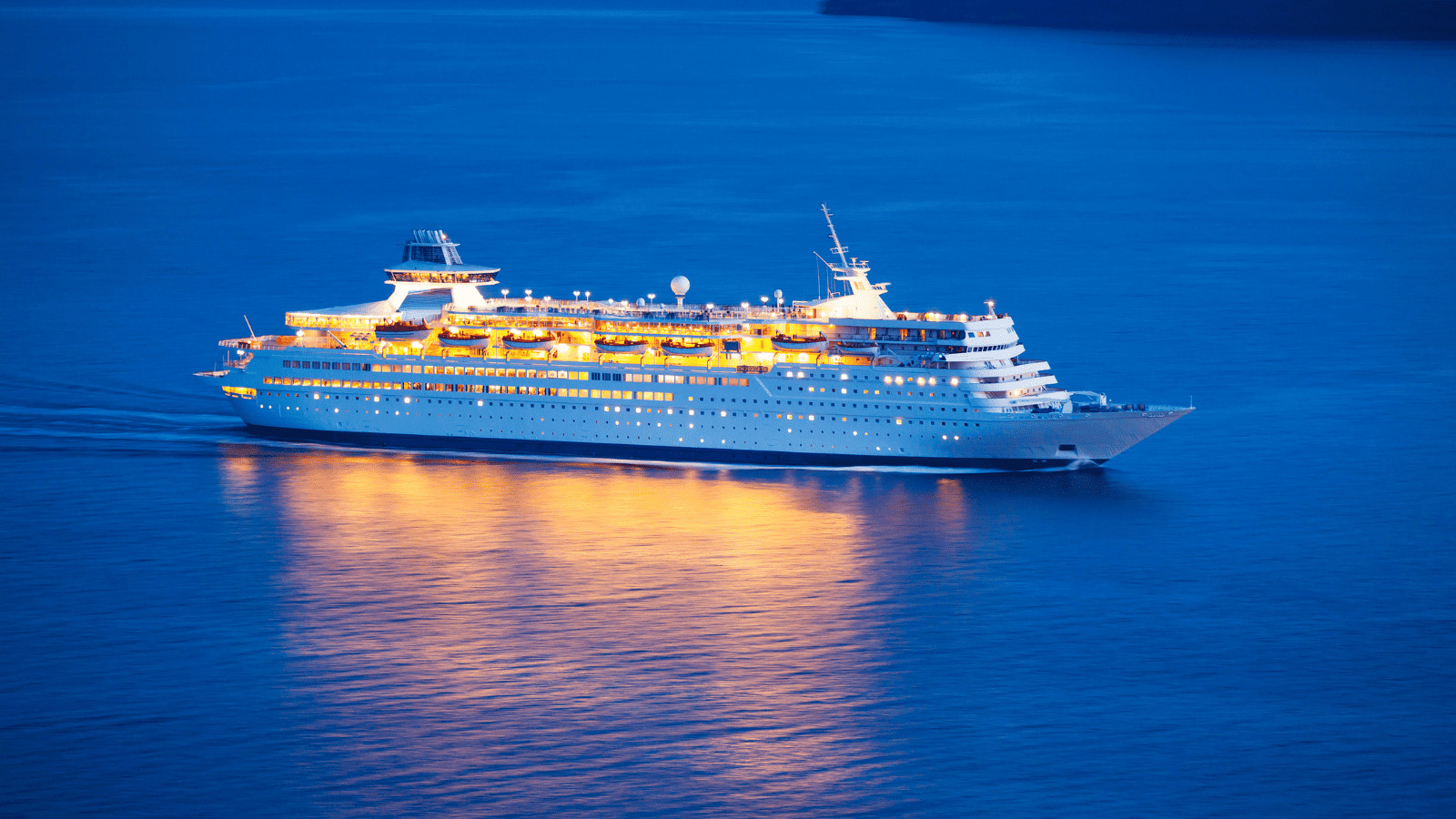 Cruise Ship