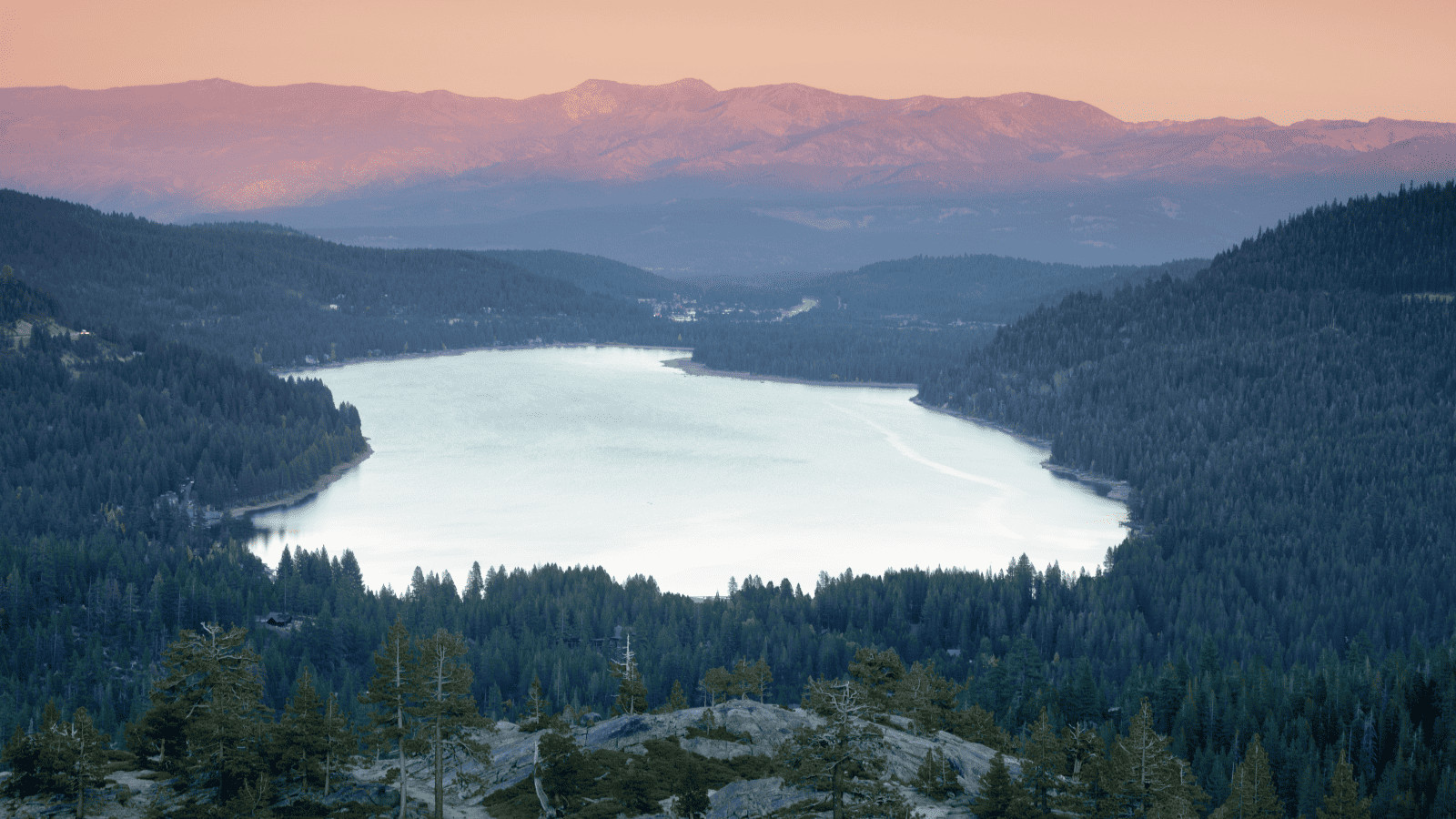 The 17 Most Breathtaking Lakes in CA 12 Donner Lake