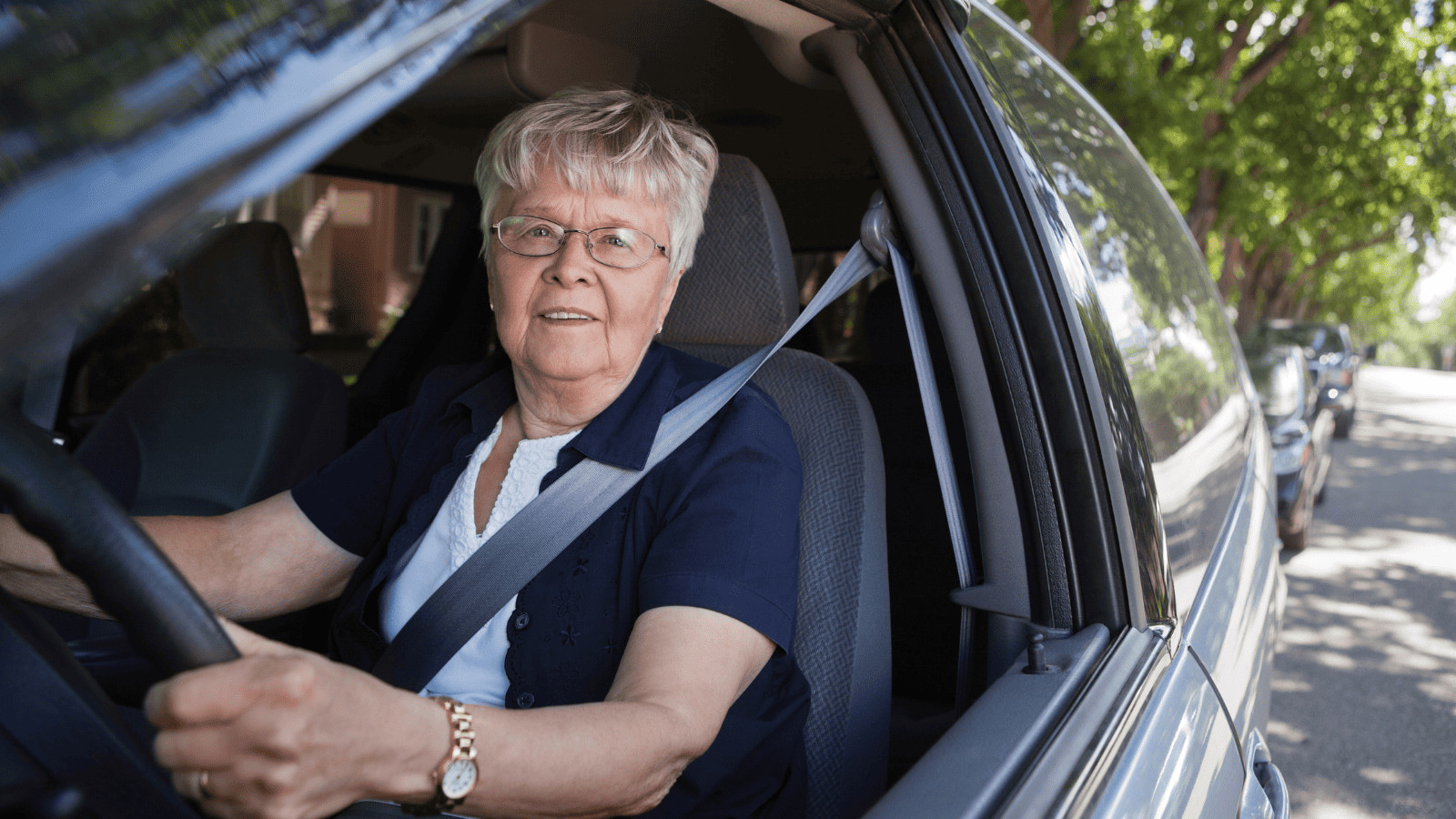 Overseas Traffic Rules: Decoding Driving Regulations Abroad 9 Glasses for Driving