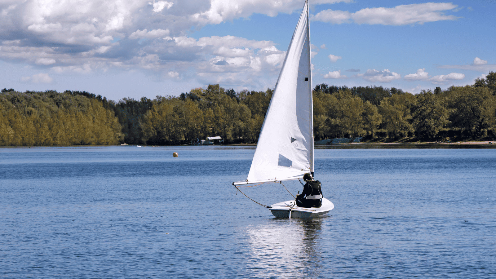 Experience Breathtaking Beauty at these Lakes in Nebraska 6 Glenn Cunningham Lake