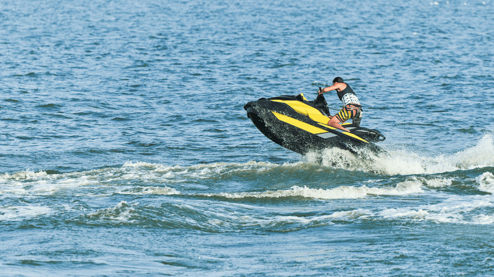 Immersing in Serenity: 17 Lakes in Pennsylvania 11 Lake Harmony 1