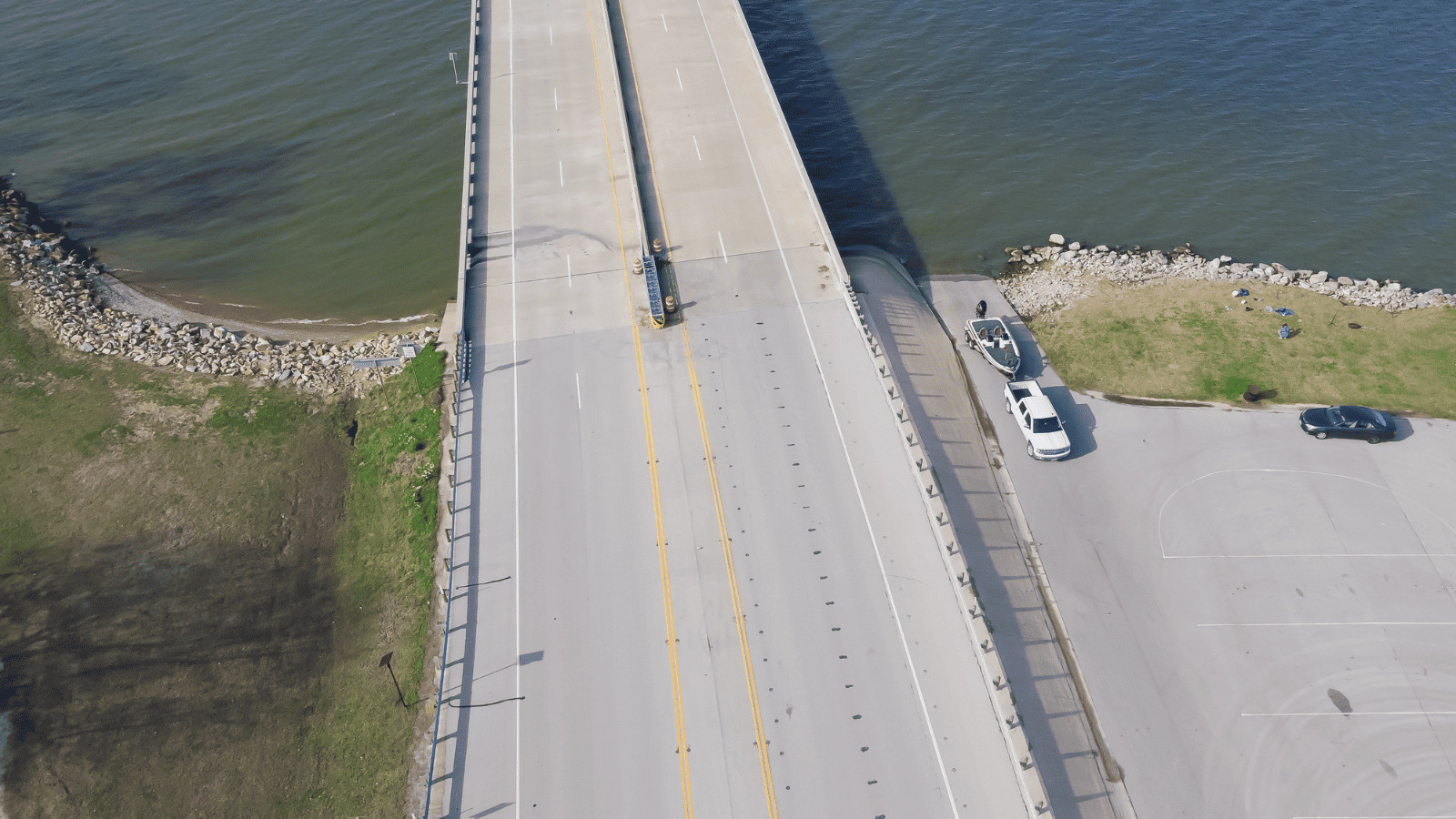 Lakes in Dallas: 15 Must-Visit Lakes for Your Next Vacation 6 Lake Tawakoni 1