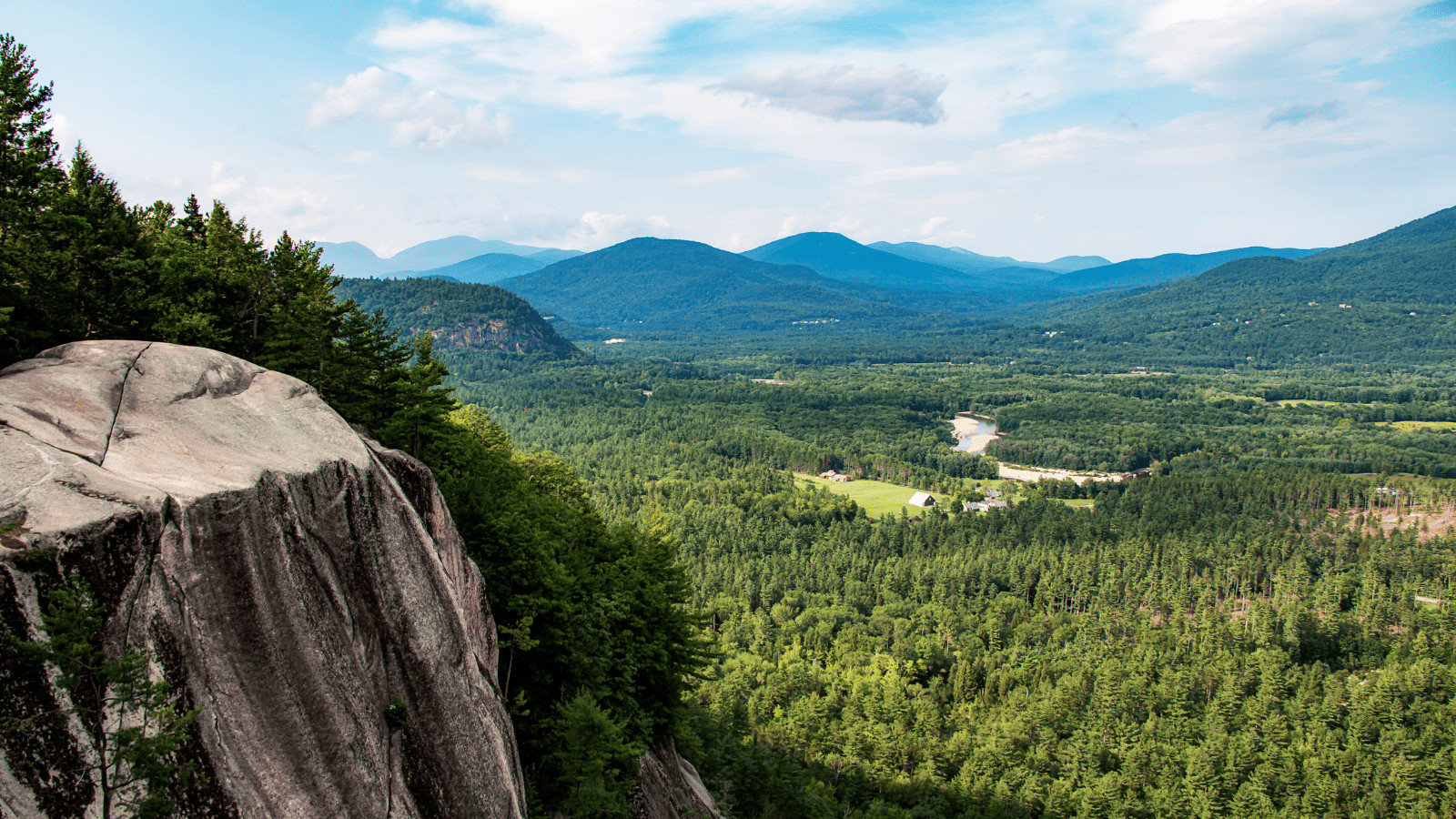 The 15 Best US Family-Friendly Vacation Destinations 8 North Conway New Hampshire 1