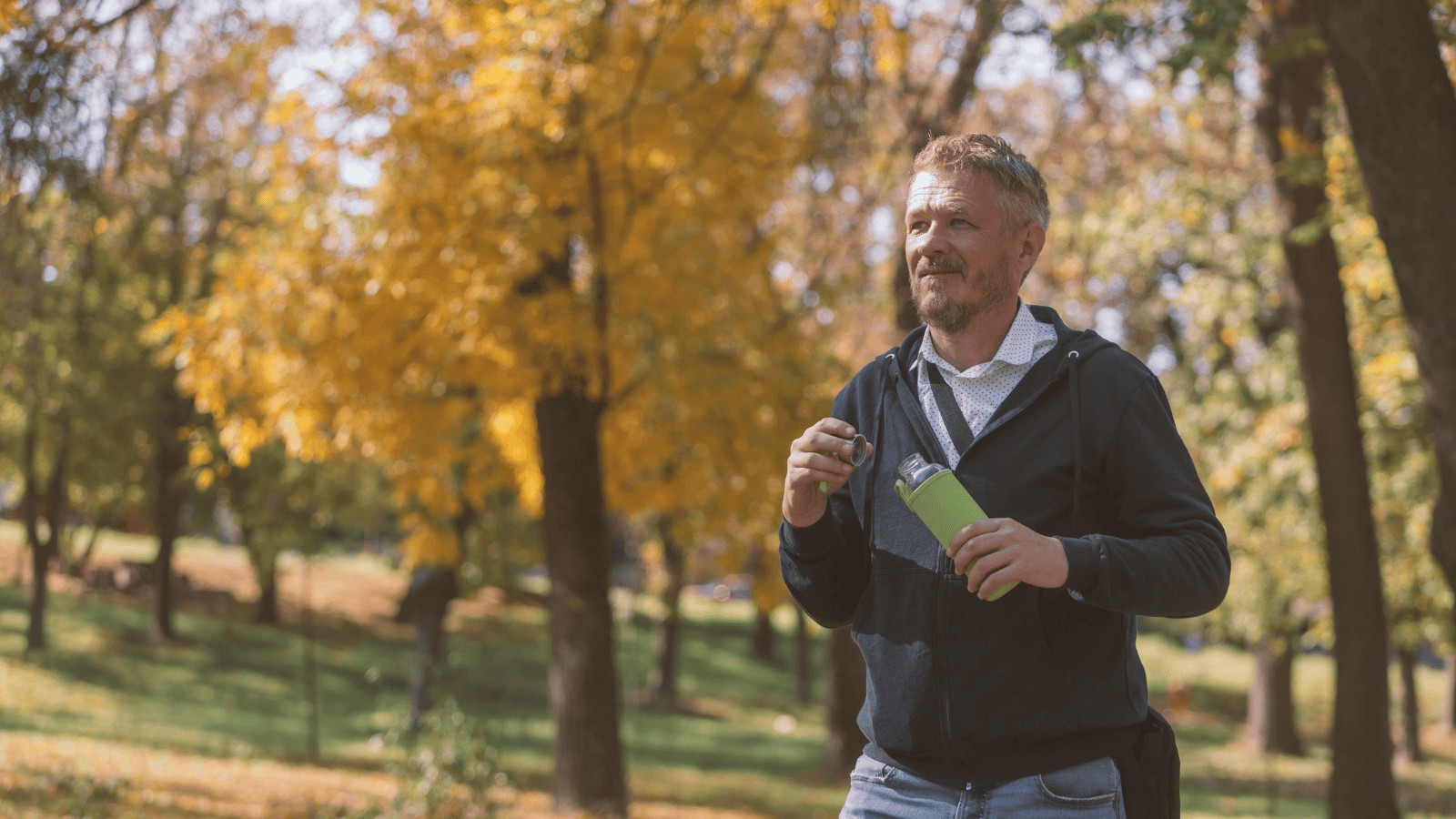 Travel Green: 10 Tips for Sustainable Journeys 2 Reusable Containers