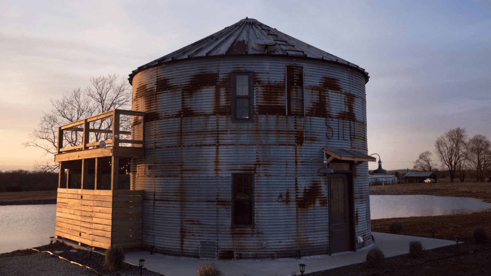 Check Out These 11 Bizarre Airbnbs 3 The Silo
