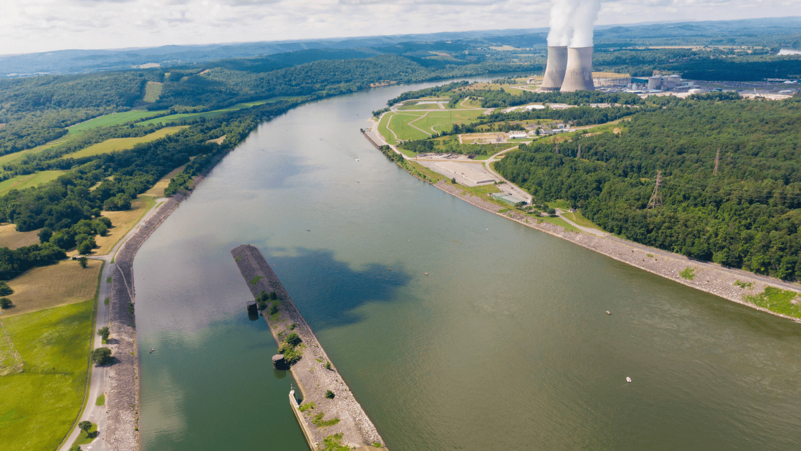 15 Best Lakes in Tennessee: Scenic Lakes for Memorable Adventures 11 Watts Bar Lake