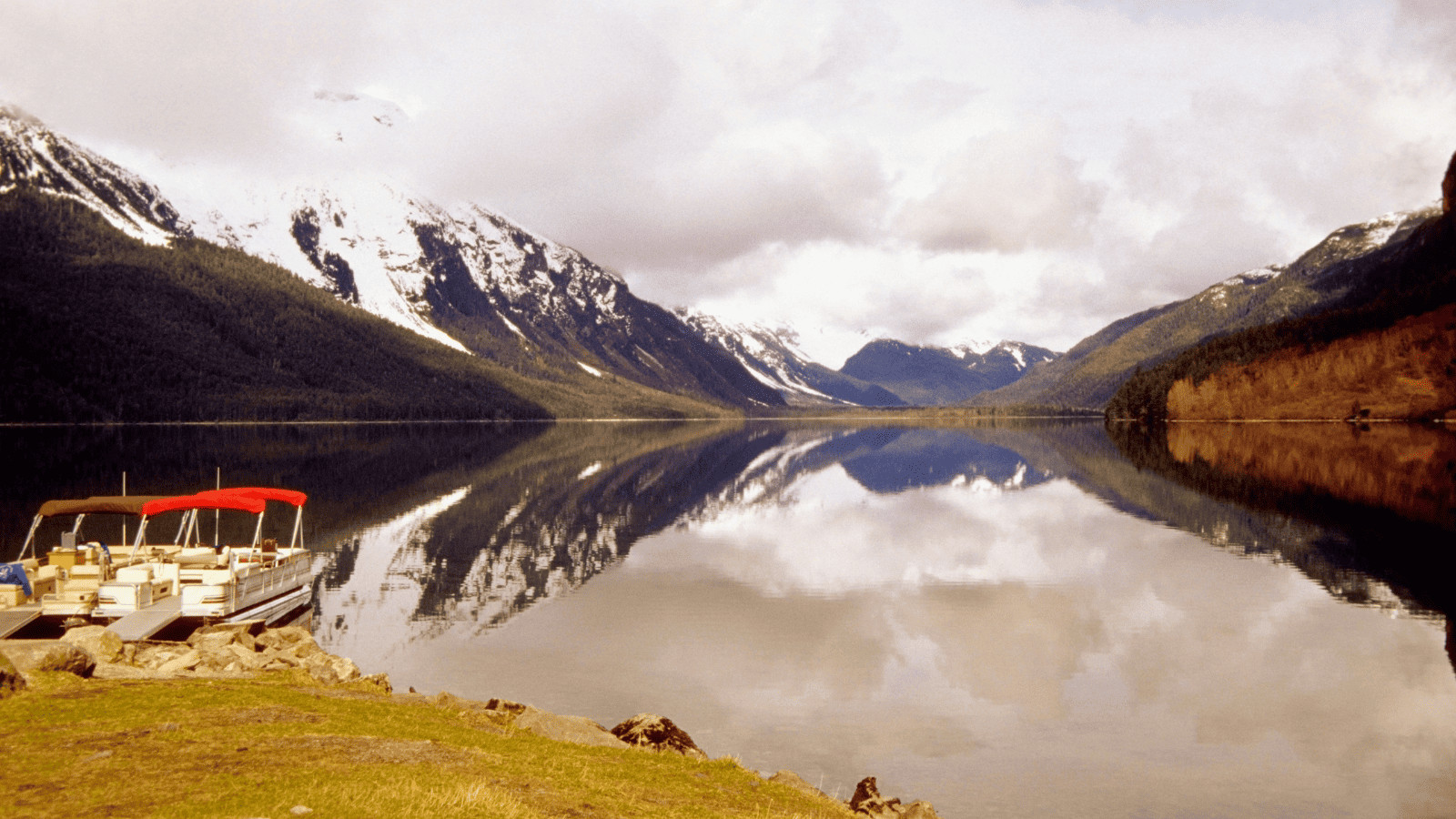 Unlock Natural Wonders: 13 Best Lakes in Alaska 9 Chilkoot Lake Canva