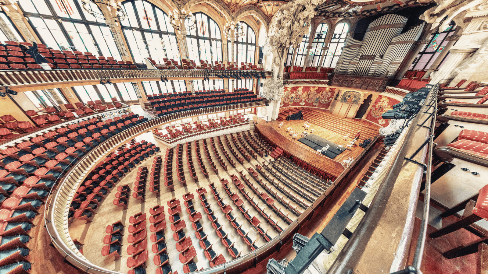 Barcelona in Winter: Can't-Miss Activities for a Great Trip 5 Palau de la Música Catalana