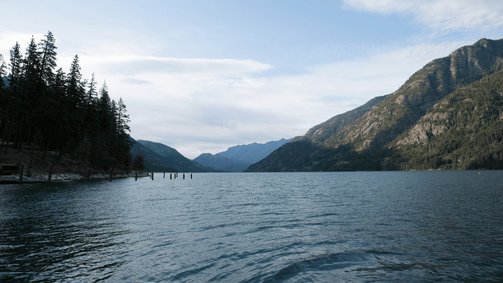 Lakes Near Seattle: Top 17 Lakes in the Region 2 Lake Chelan, Seattle