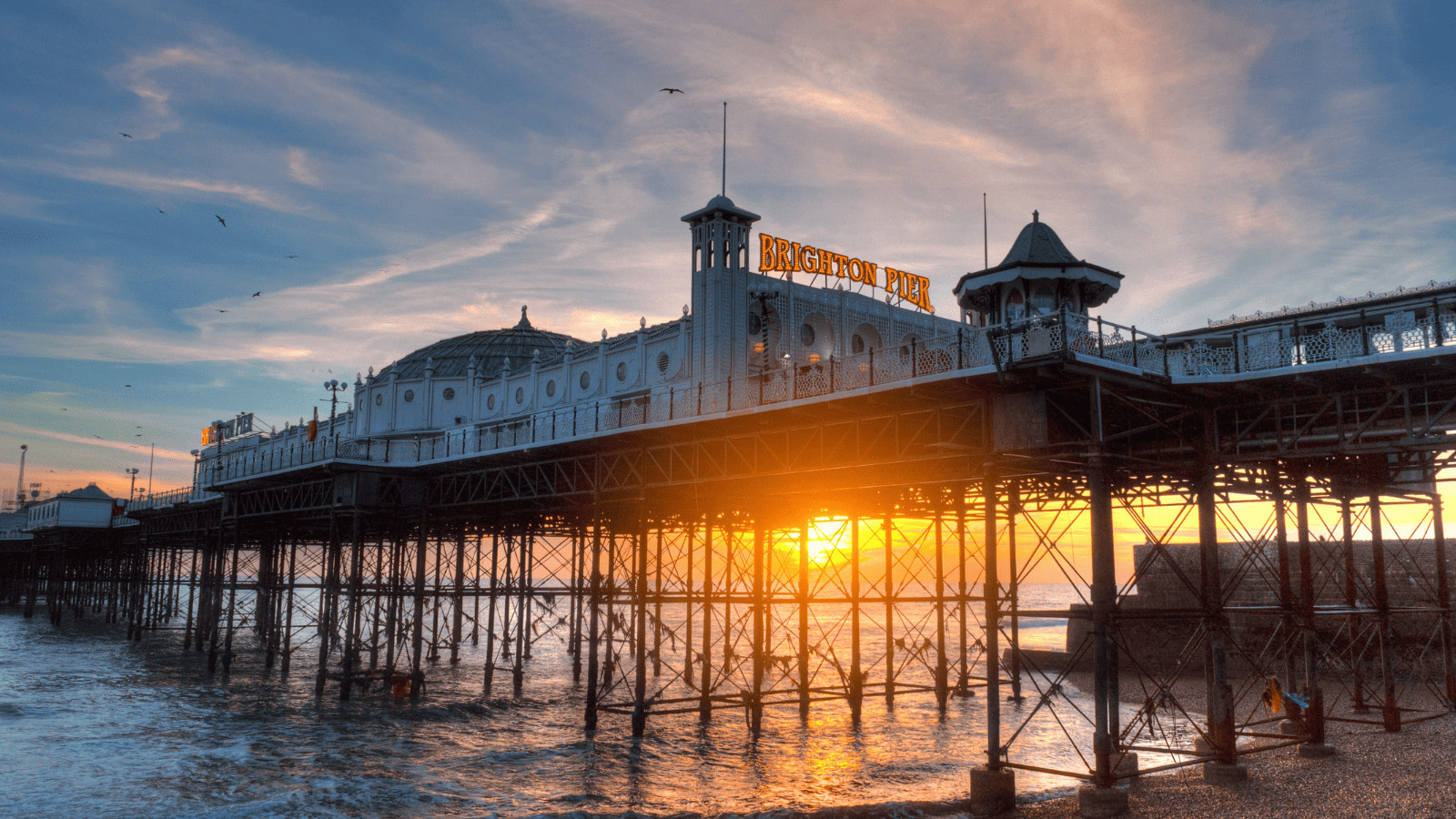 Day Trips from London: Top Destinations Outside the City 7 Brighton, UK