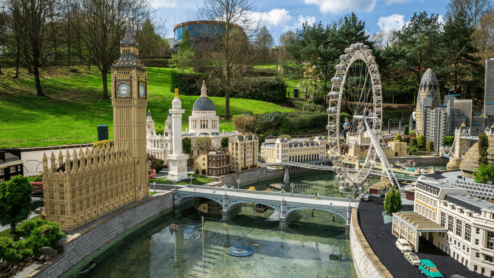 Day Trips from London: Top Destinations Outside the City 10 Legoland Windsor Resort
