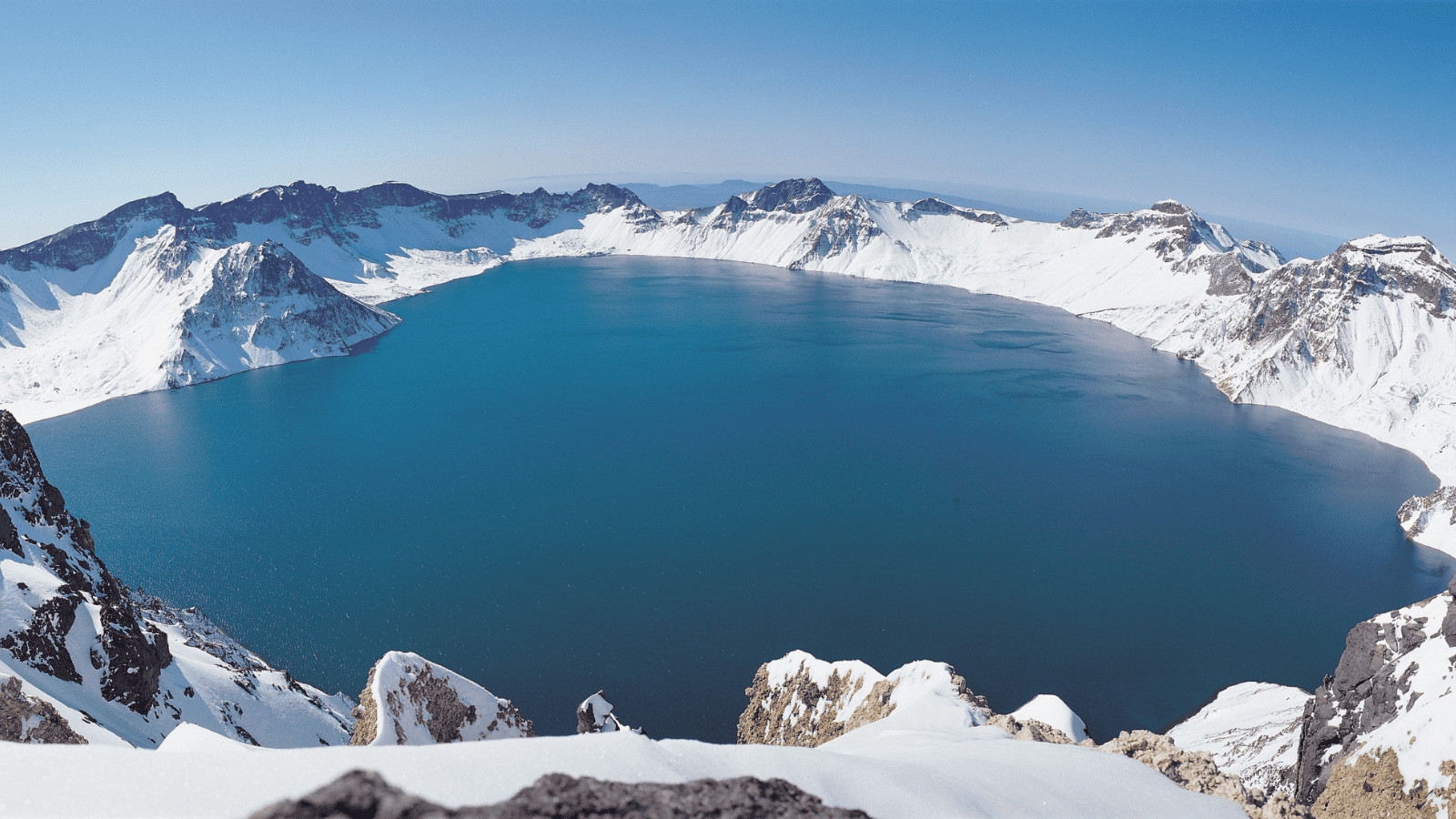Unlock Natural Wonders: 13 Best Lakes in Alaska 13 Crater Lake Canva