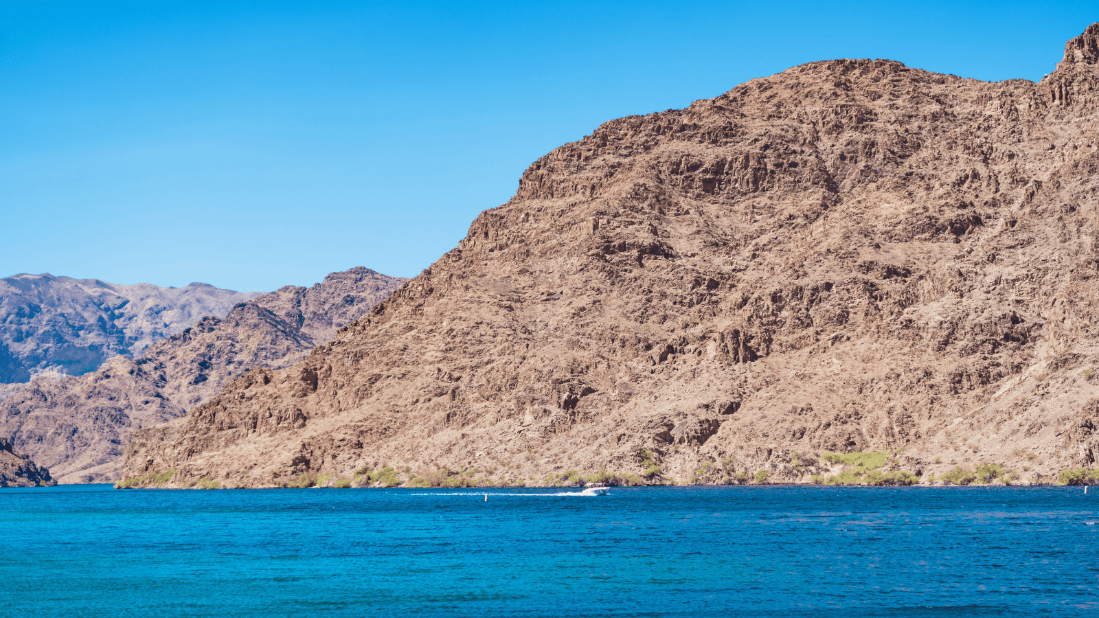 Explore the Most Breathtaking Lakes in Nevada 4 Lake Mohave Canva
