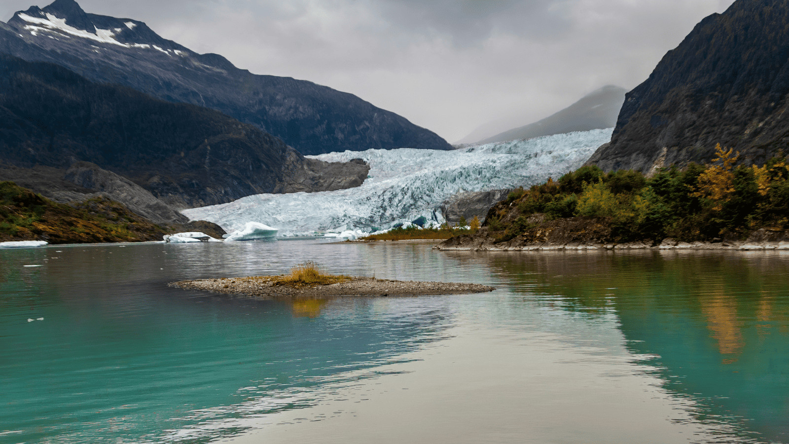 Unlock Natural Wonders: 13 Best Lakes in Alaska 10 Mendenhall Lake Canva