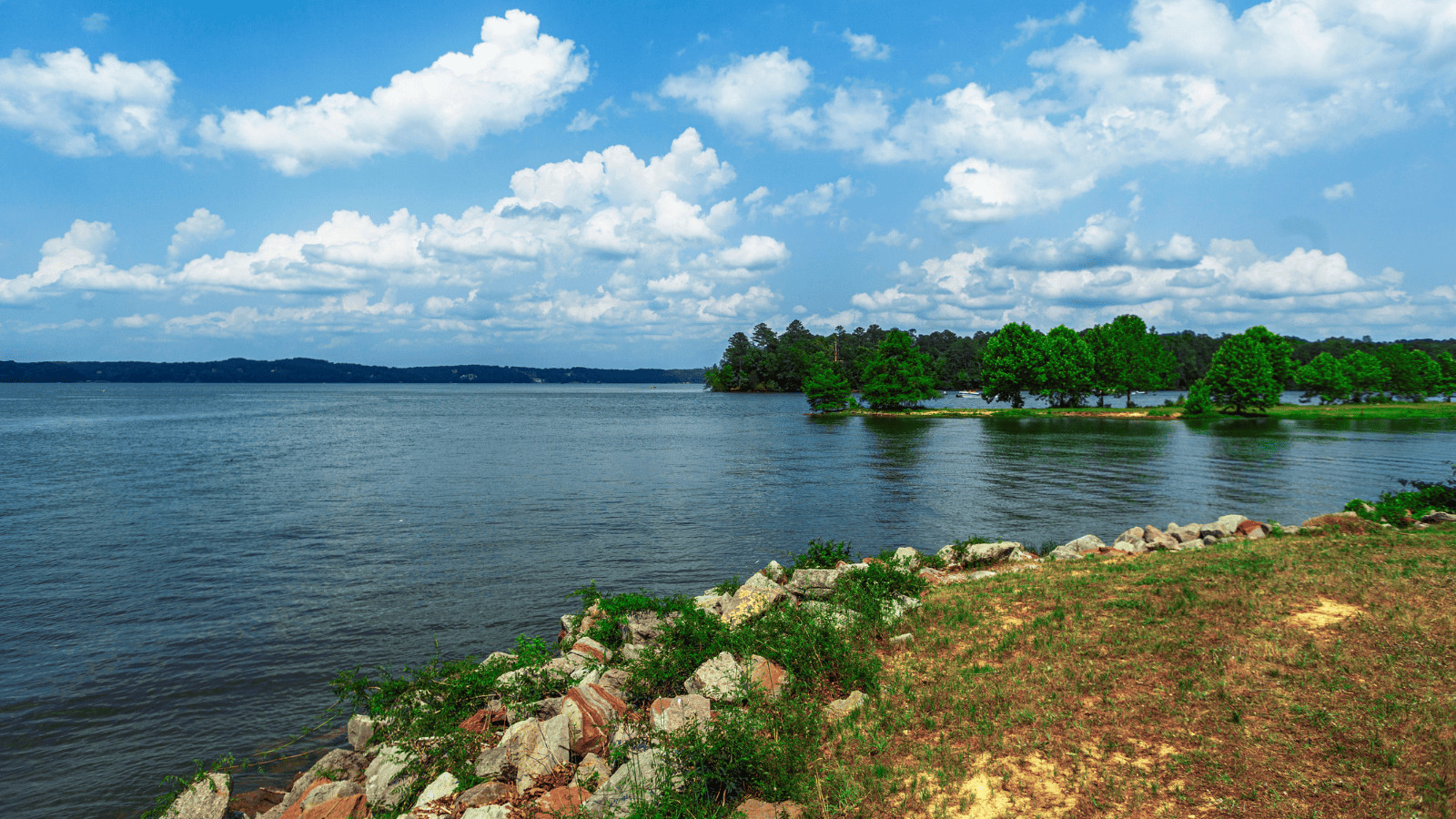 The 15 Most Breathtaking Lakes in Mississippi 5 Pickwick Lake