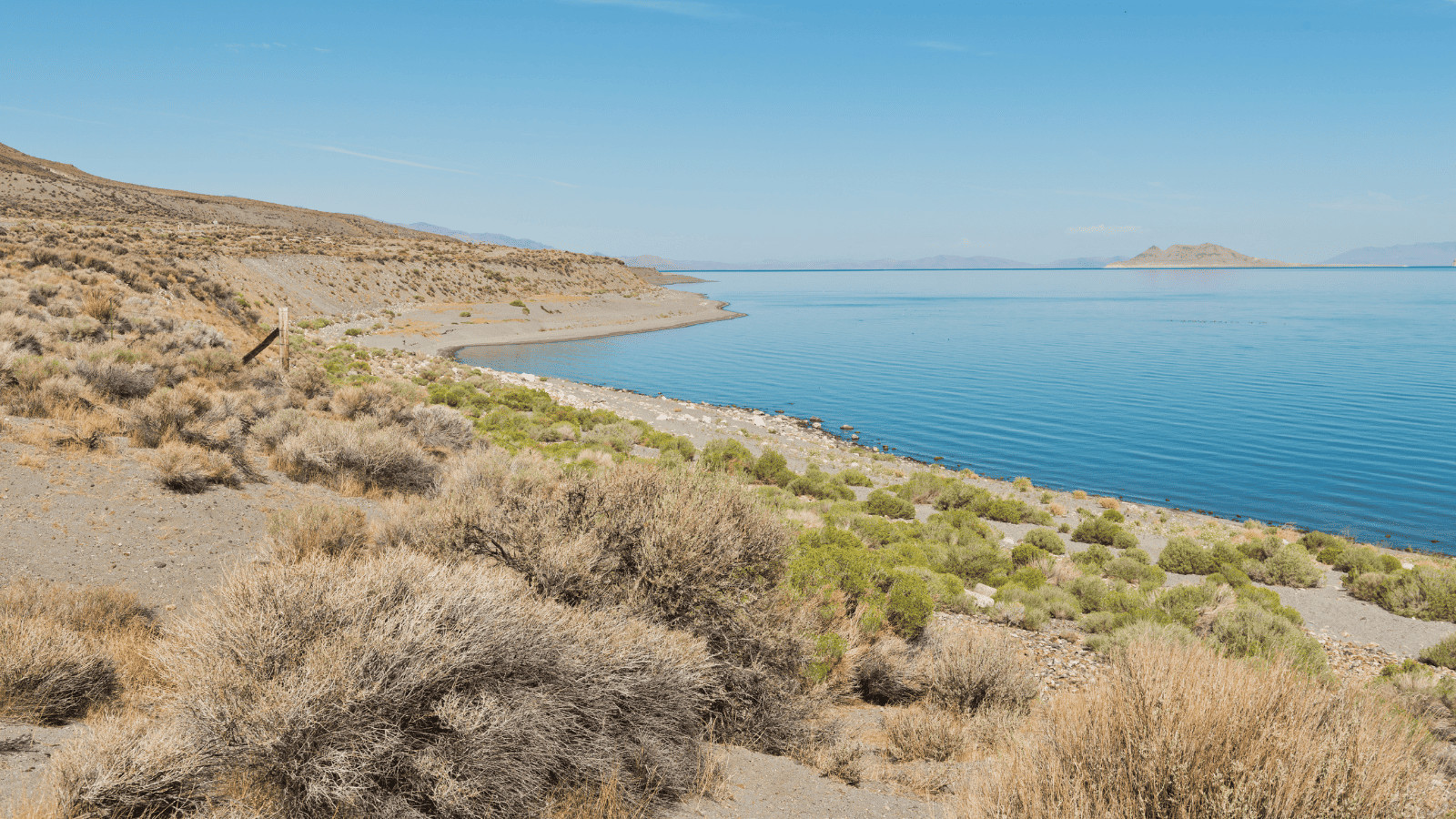 Explore the Most Breathtaking Lakes in Nevada 3 Pyramid Lake Canva