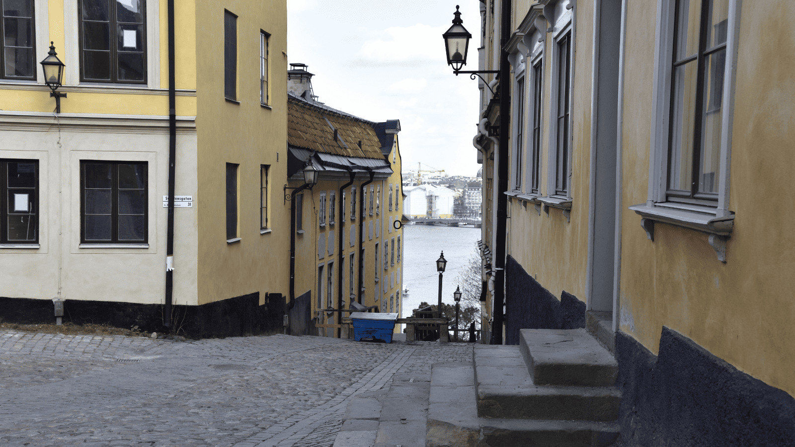 Stockholm: A Handbook to the Best Experiences 7 Sodermalm