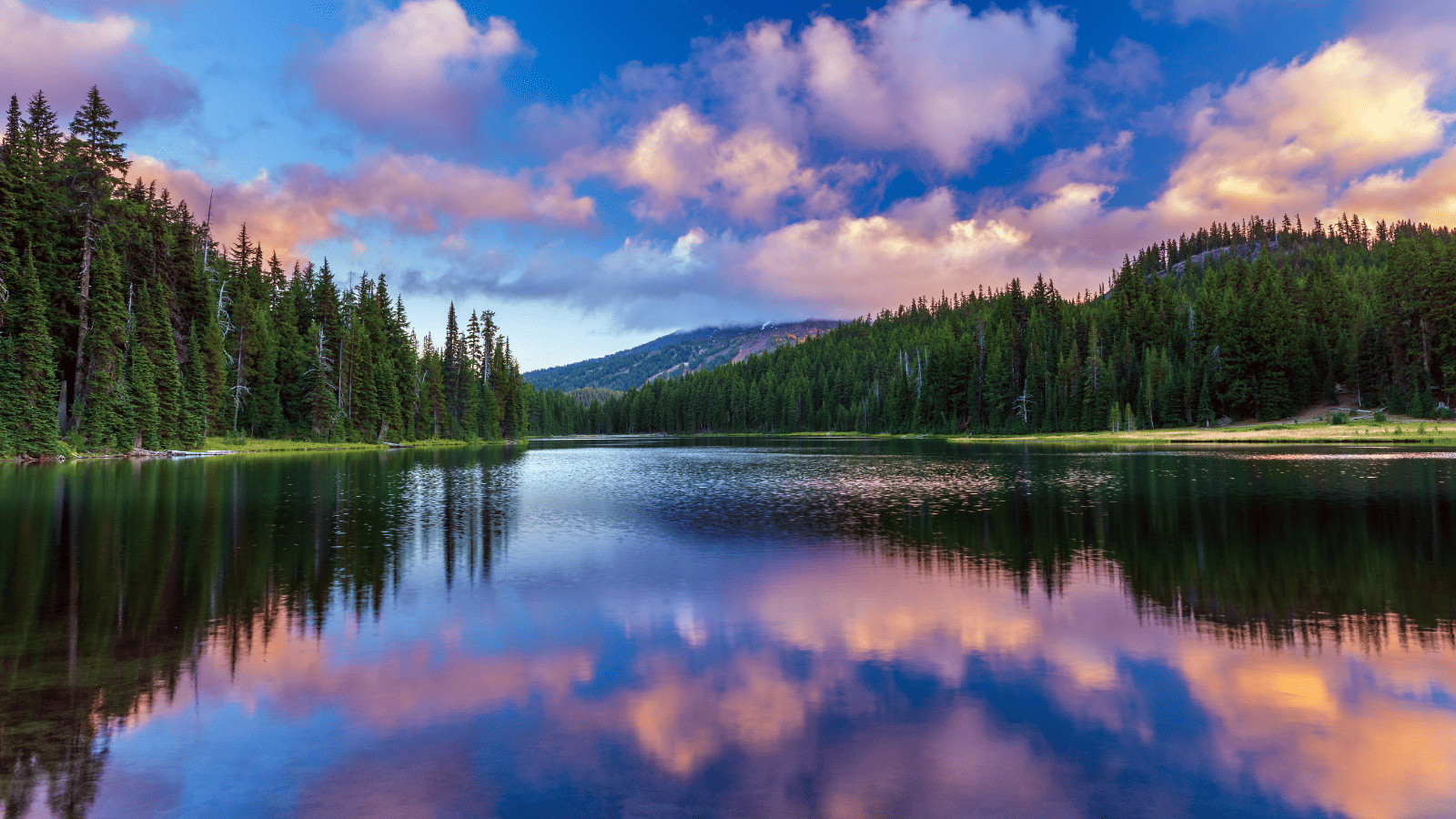 17 of the Most Beautiful Lakes near Bend, Oregon 2 Todd Lake, Oregon