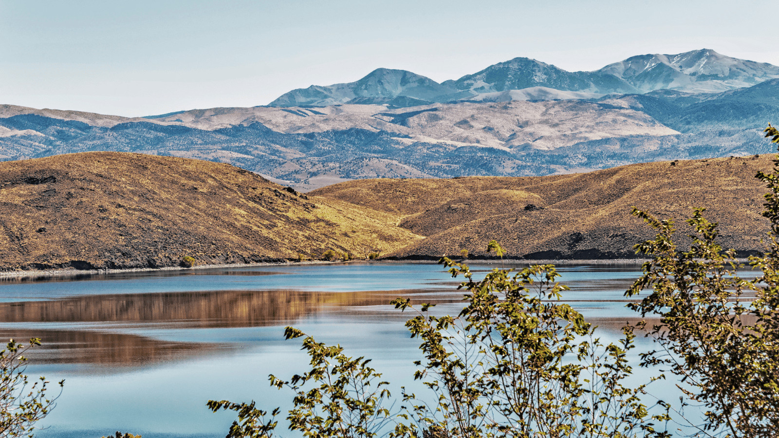 Explore the Most Breathtaking Lakes in Nevada 8 Topaz Lake Canva