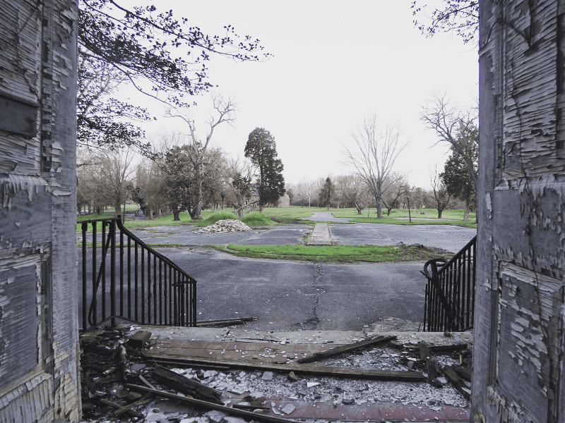 I Couldn’t Believe What I Found: The Eerie Charm of 11 Abandoned Places in Baltimore 2 Glenn Dale Hospital