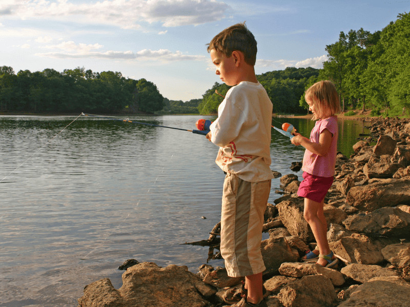 Children fishing